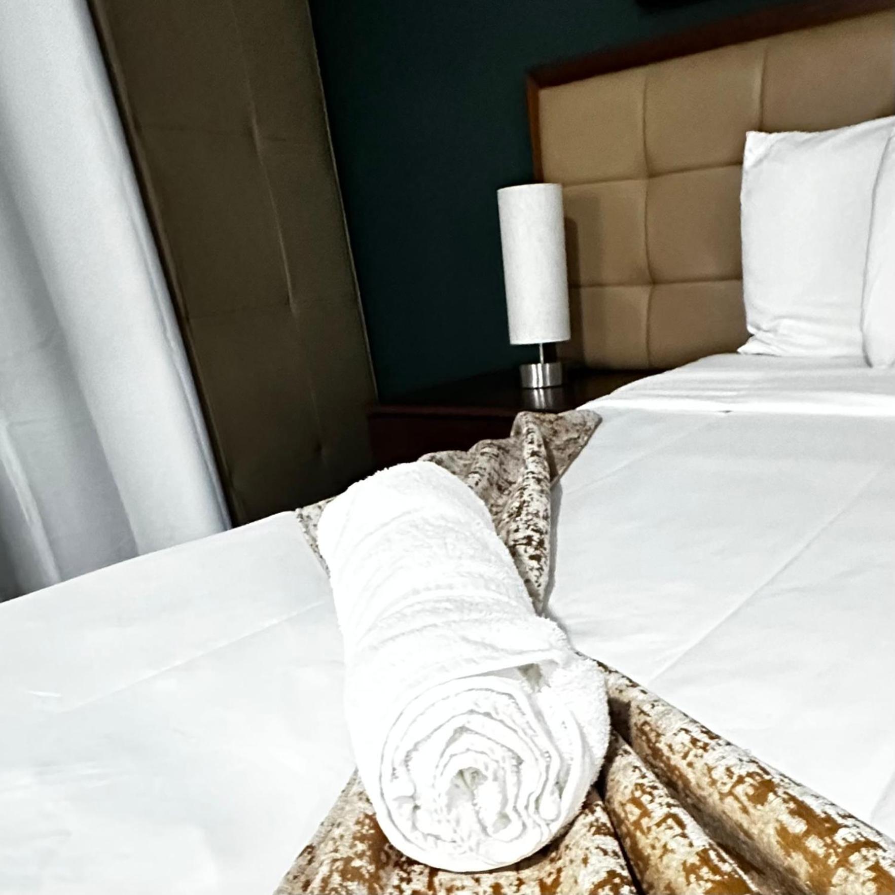 Sj Suites Hotel San Juan Exterior photo