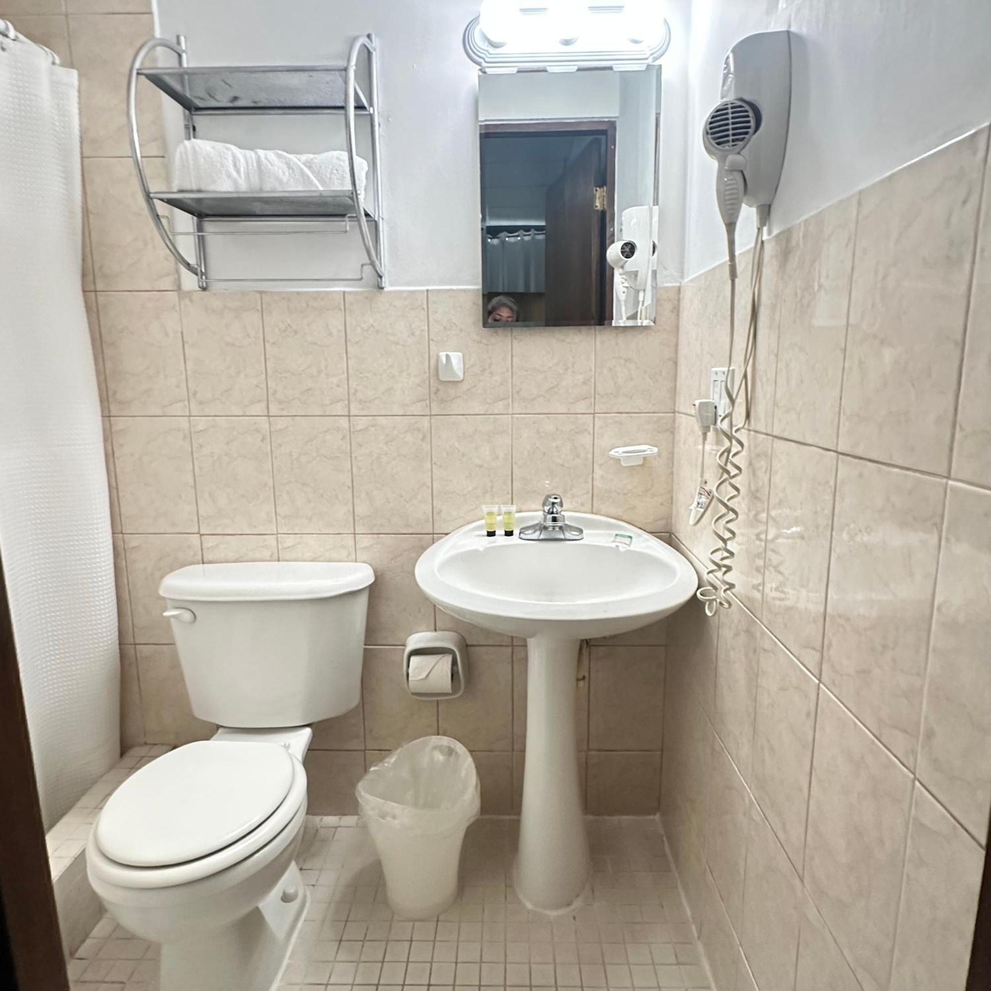 Sj Suites Hotel San Juan Exterior photo
